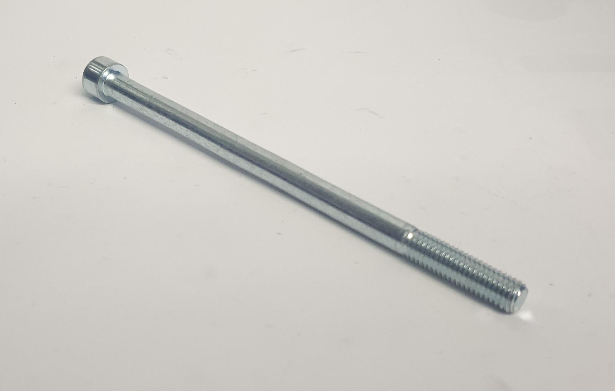 Bolt 8mm x 148mm Jungheinrich 50137105